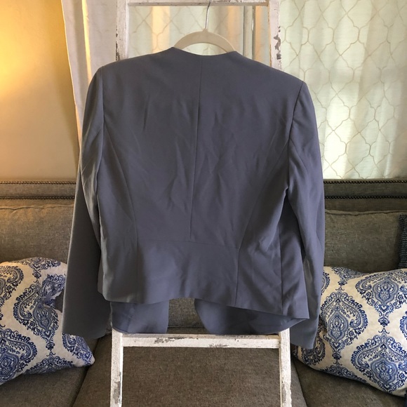 Blazer - Picture 2 of 3